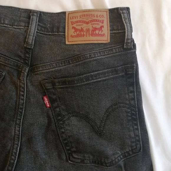 Levi's Wedgie Skinny High Rise Ankle Jeans in Jet Pack Gray Black 25 - Picture 11 of 16